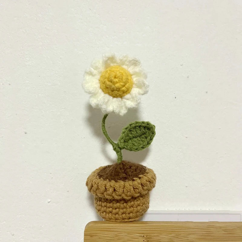 🌹 Mini Artificial Potted Rose Plant – Realistic Flower Bonsai in Decorative Vase for Home & Event Décor 🌹