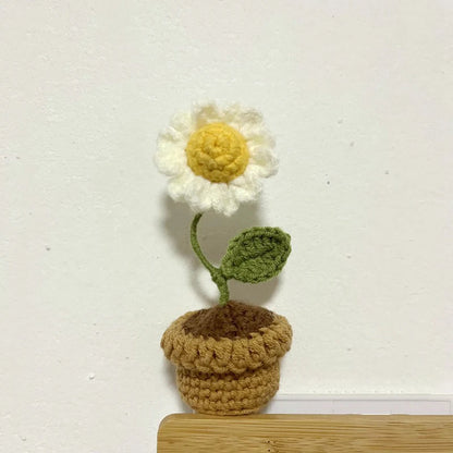 🌹 Mini Artificial Potted Rose Plant – Realistic Flower Bonsai in Decorative Vase for Home & Event Décor 🌹